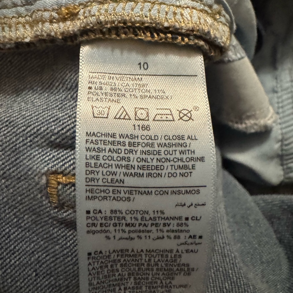 Old Navy High-Waisted Button-Fly OG
Straight Ankle Jeans, Size 10 - Picture 11 of 14